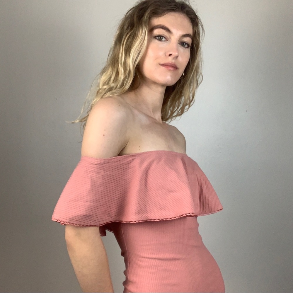 Reformation Pink Off The Shoulder Mini Dress 💕